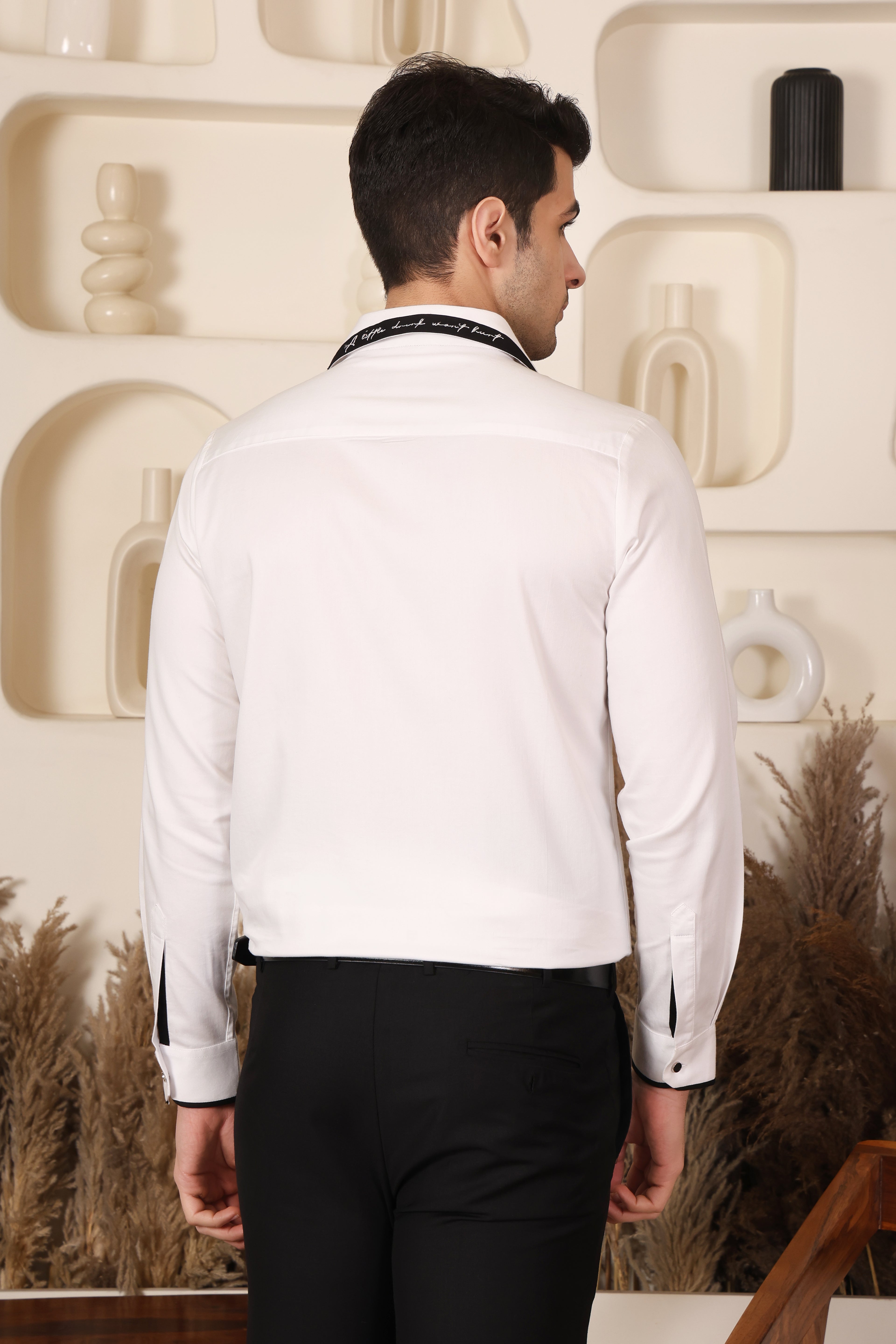 WHITE SATIN WINE GLASS EMBRIODE SHIRT (PWY216)