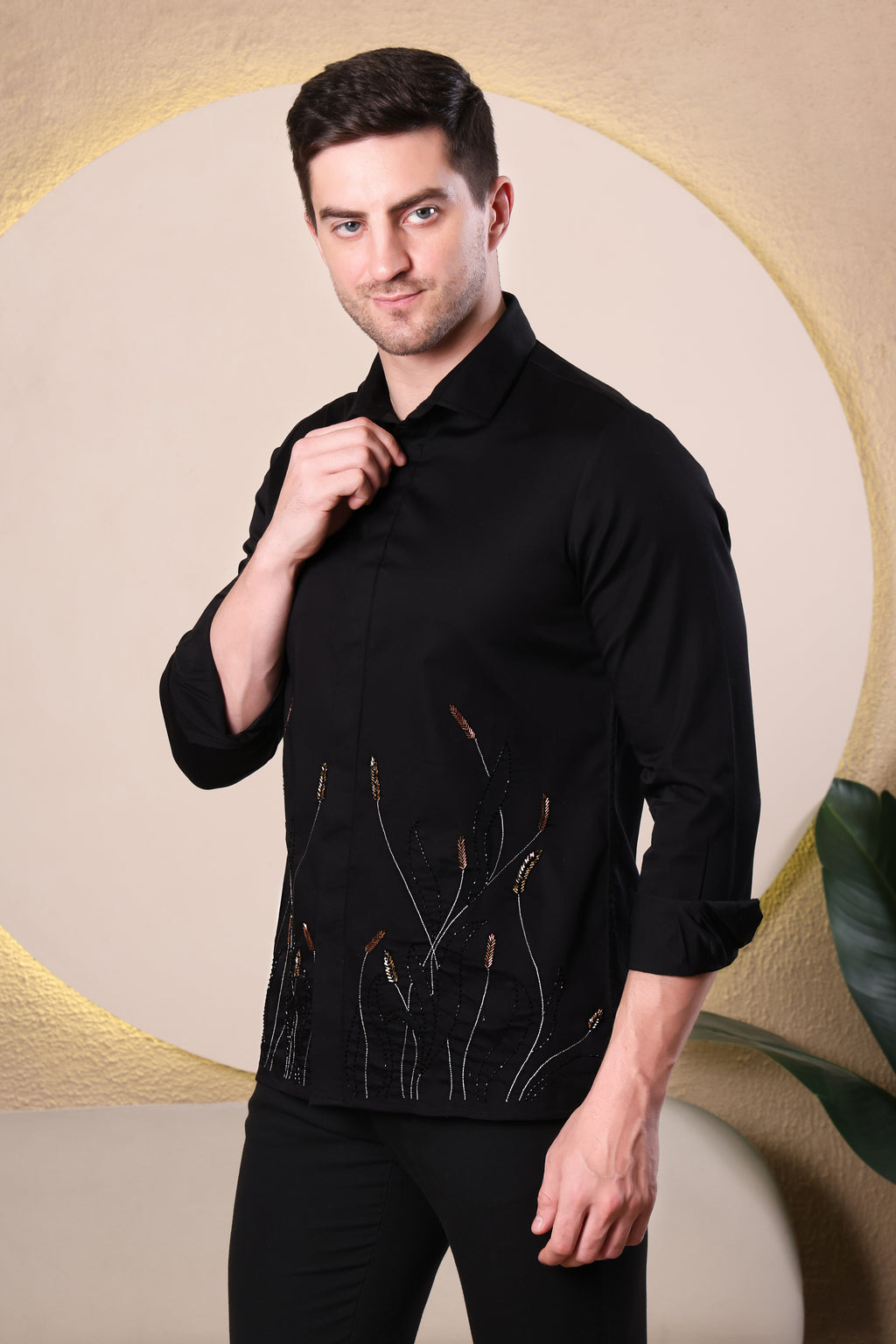 CAMISA VAQUERA CON BLOQUES DE COLOR Y BRÚJULA NÓRDICA