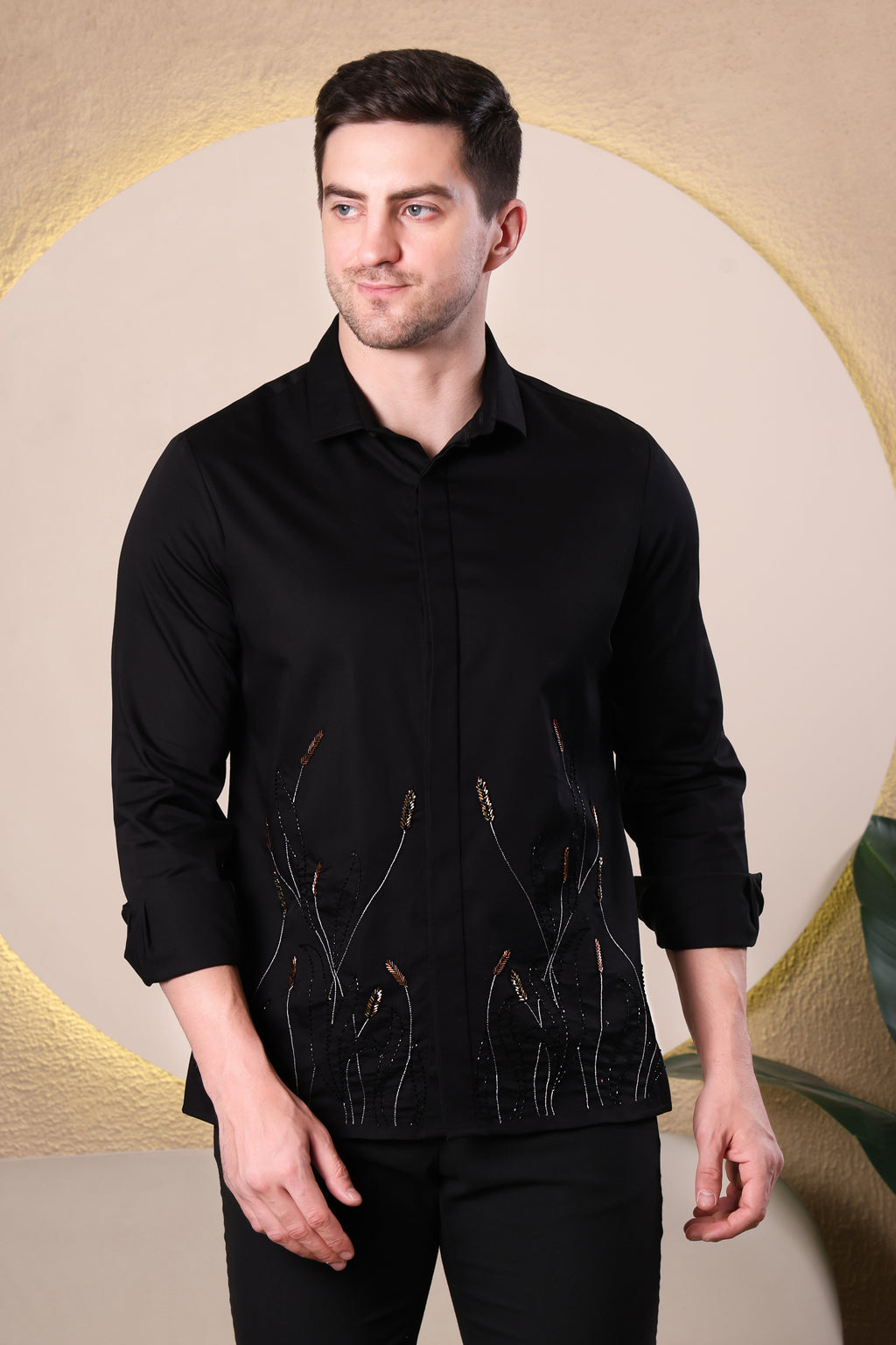 CAMISA VAQUERA CON BLOQUES DE COLOR Y BRÚJULA NÓRDICA